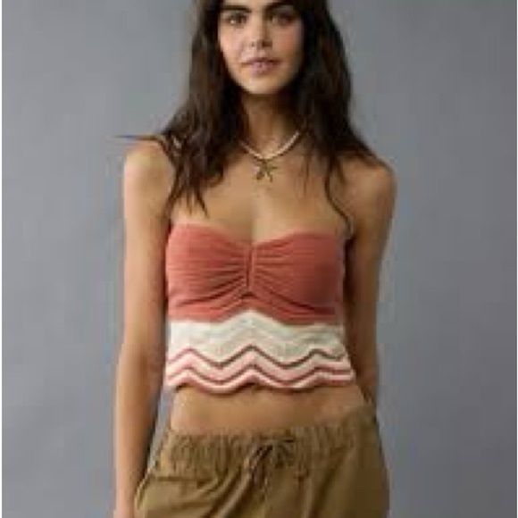 American Eagle Outfitters Coral and Cream Strapless Crop Top - Picture 2 of 5